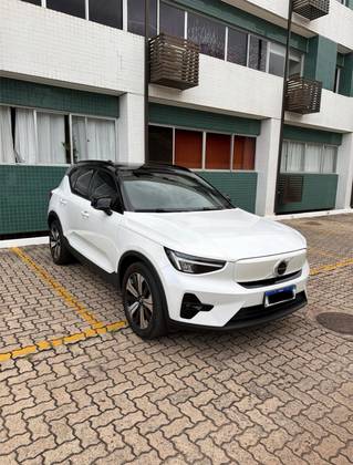 VOLVO XC40 P6 RECHARGE ELECTRIC PLUS VOLVO XC40 P6 RECHARGE ELECTRIC PLUS